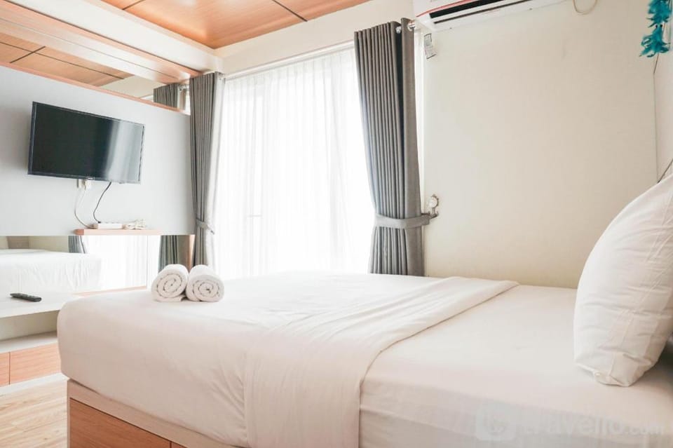 Modern Studio with City View Amethyst By Travelio Apartment in Jakarta
