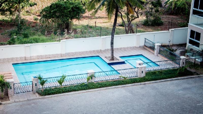 QUINTESSENTIAL SEA-VIEW 3BR APT NYALI MOMBASA  Vacation rental in Mombasa