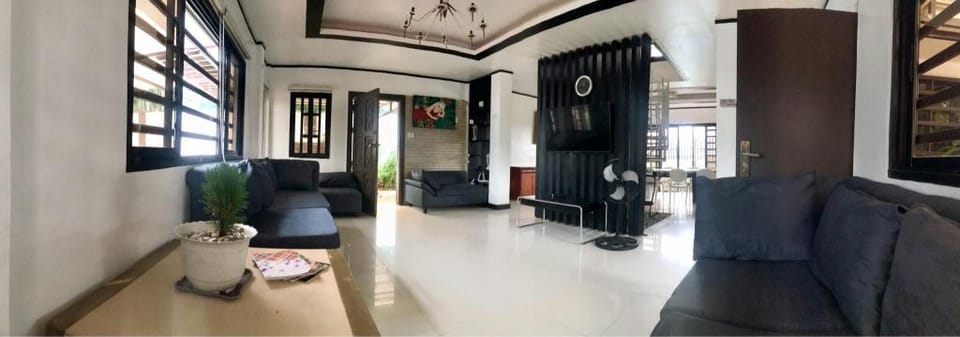 Richmond Villa  Villa in Calabarzon