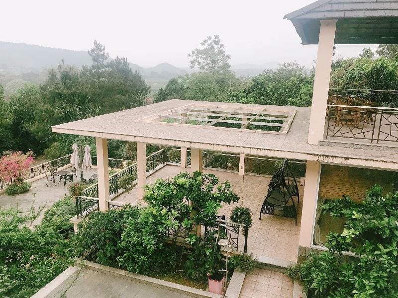 Villa bể bơi riêng cách Hà Nội 45km Villa in Laos