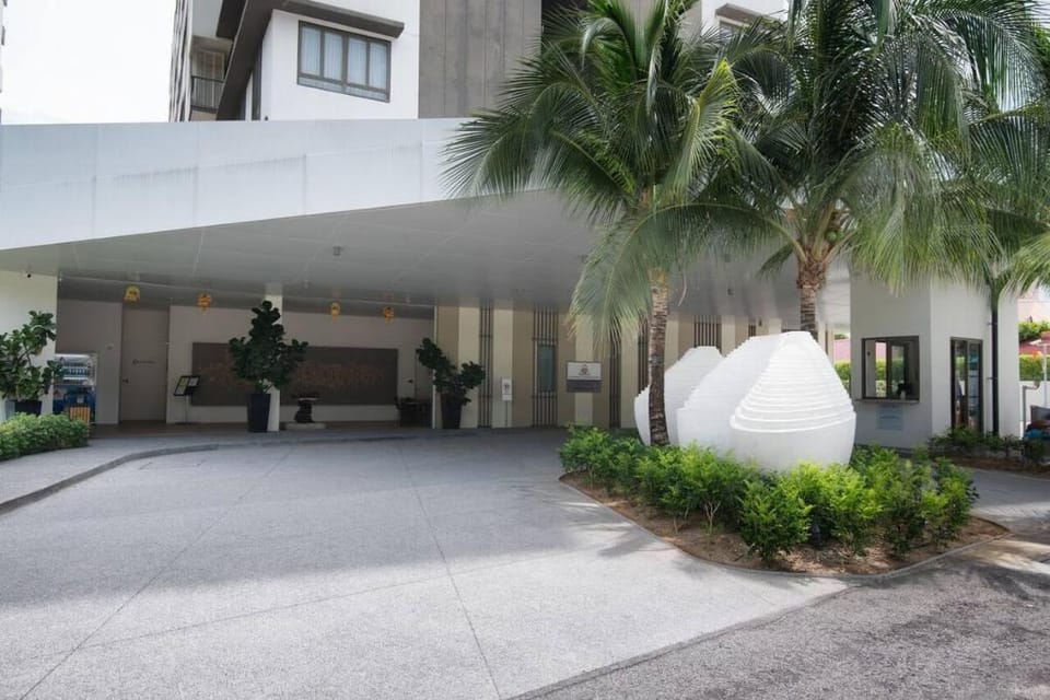 Batu Ferringhi Apartments Apartment in Batu Ferringhi, Penang, Malaysia