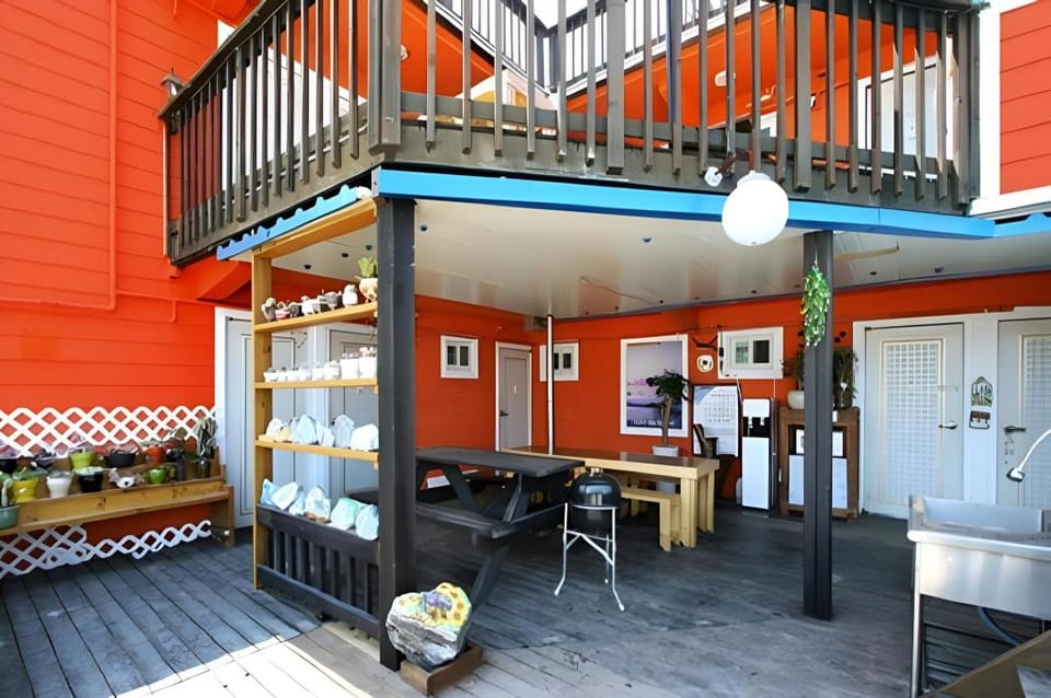 Anmyeondo Orange Bada Pension Bed and Breakfast in South Korea