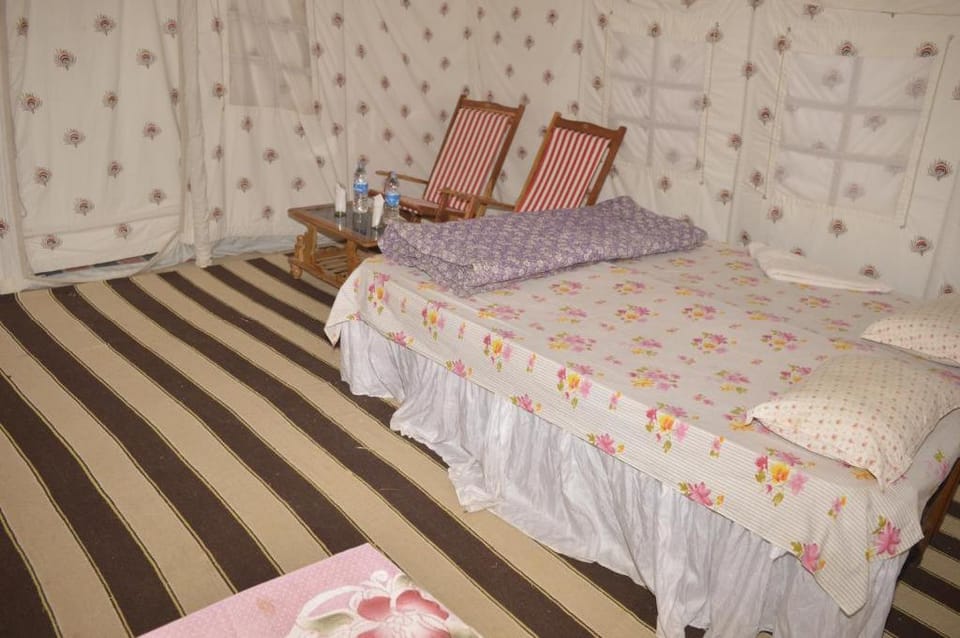 Bhati Desert Camp Sam Road Campground/ 
RV Resort in Sindh