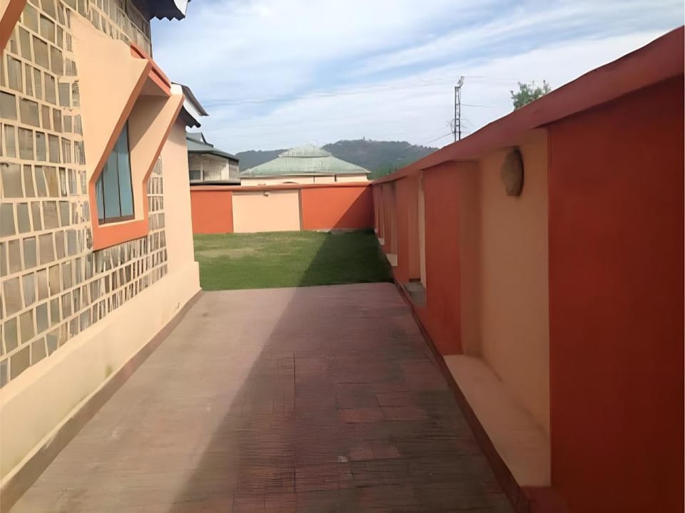 Springfield Guest House Hotel in Punjab