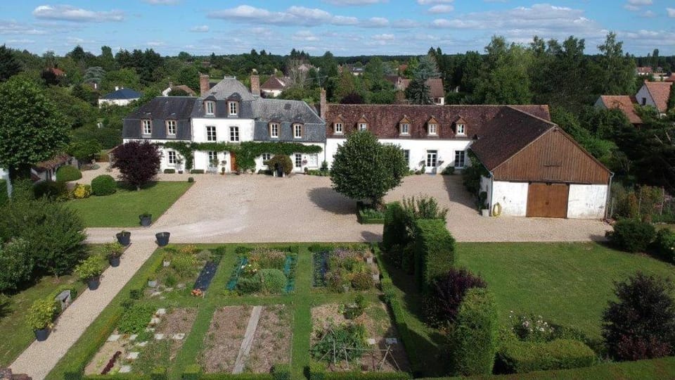Domaine de Bel Ebat Bed and Breakfast in Centre-Val de Loire