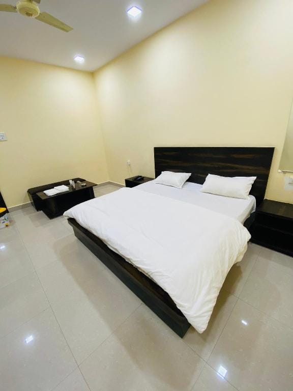 Hotel Maihar inn Hotel in Uttar Pradesh