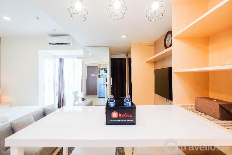 Spacious Studio at Grand Kamala Lagoon By Travelio Apartment in West Java