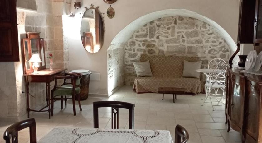 Casa vacanza "Cera una volta" nel centro storico Vacation rental in Province of Taranto