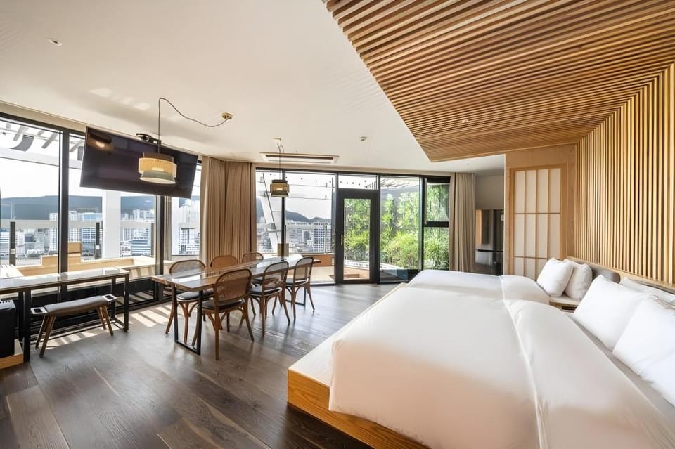 Busan Gwangalli Ocean The Point Hotel Hotel in Busan