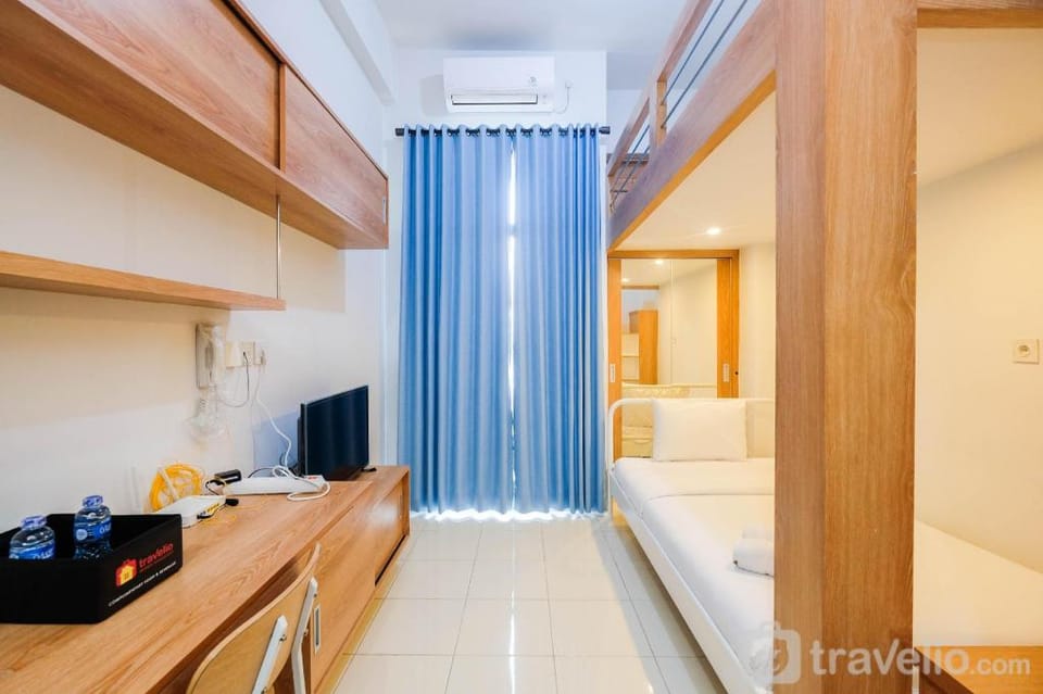 Comfort Studio with Bunk Bed at Dave By Travelio Apartment in Jakarta