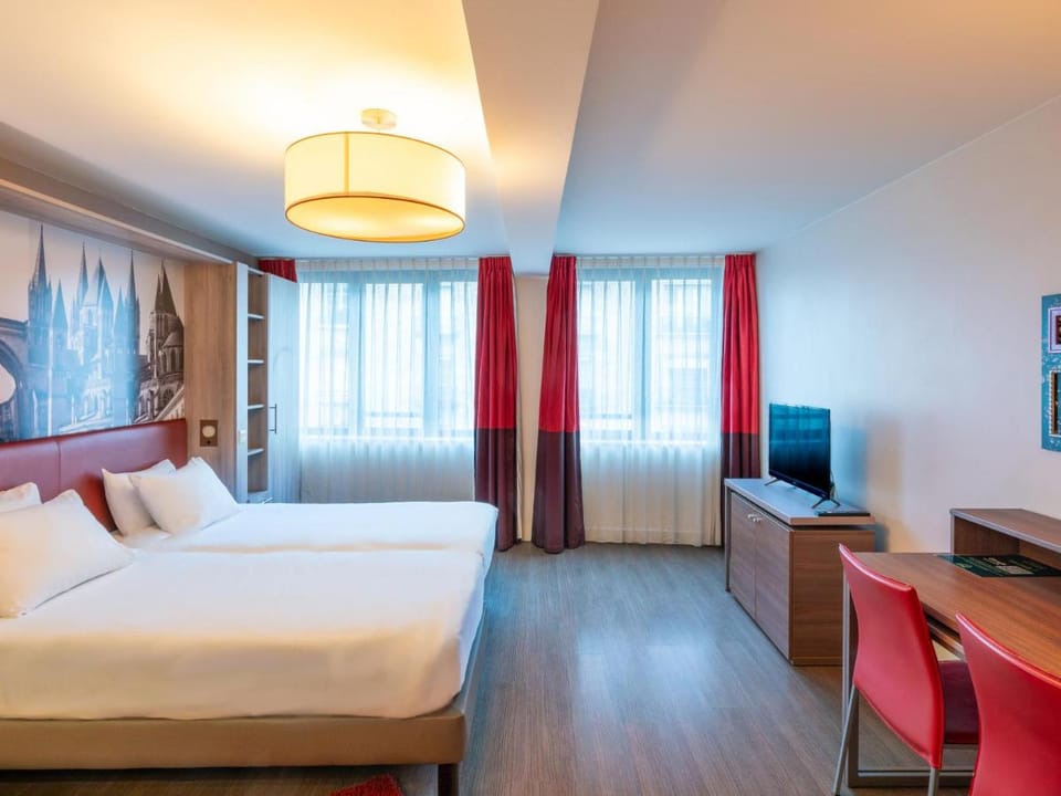 B&B HOME Caen Centre Gare Apartment hotel in Caen