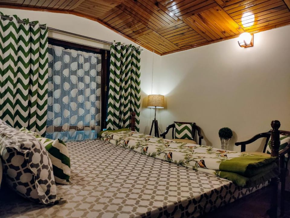 Curve Villa - Penthouse Apartment in Shimla