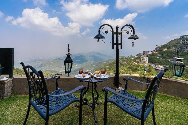 StayVista at Mysty View Villa in Himachal Pradesh