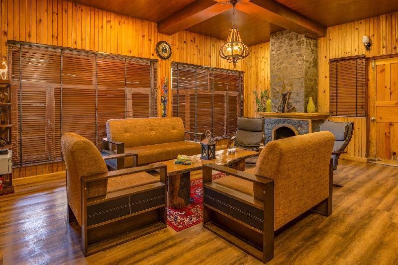 Villa Clouds Haven by VEO - Part of StayVista Villa in Uttarakhand