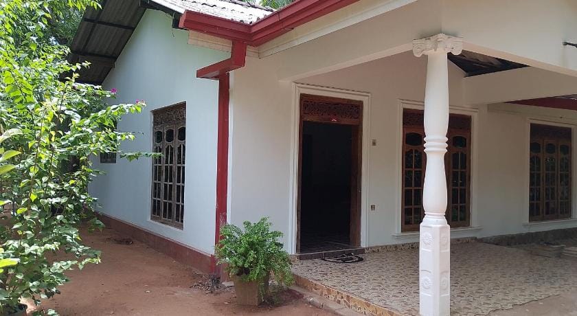 Thanumi Polonnaruwa Villa in Central Province