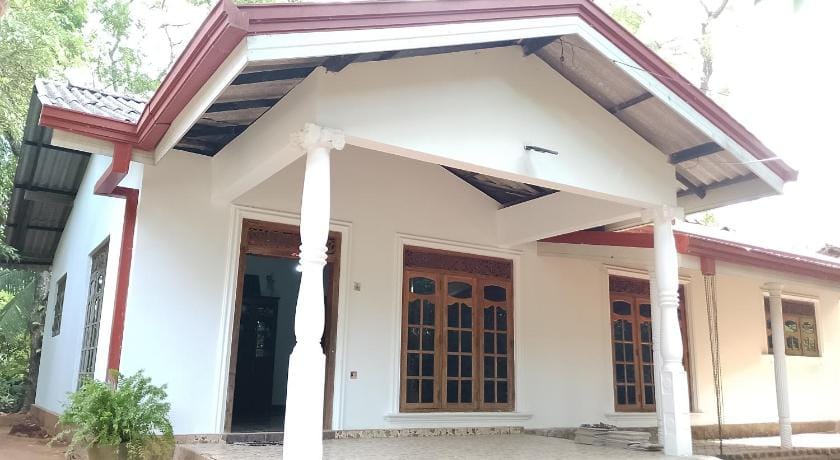 Thanumi Polonnaruwa Villa in Central Province