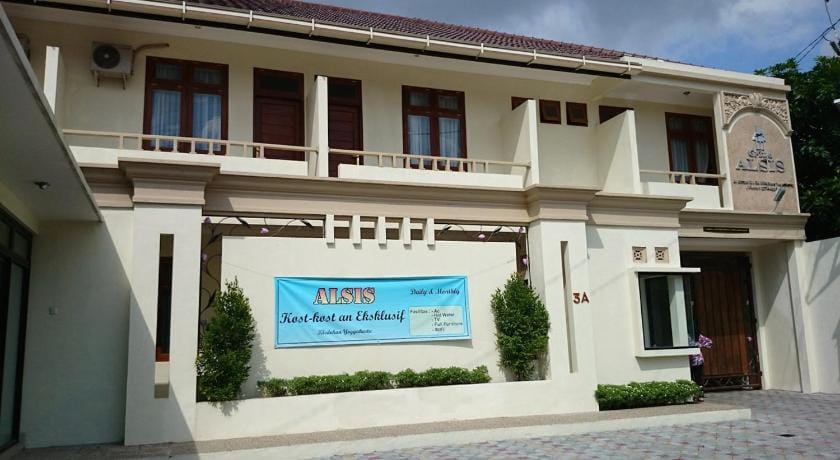 Griya Alsis Residence Vacation rental in Special Region of Yogyakarta