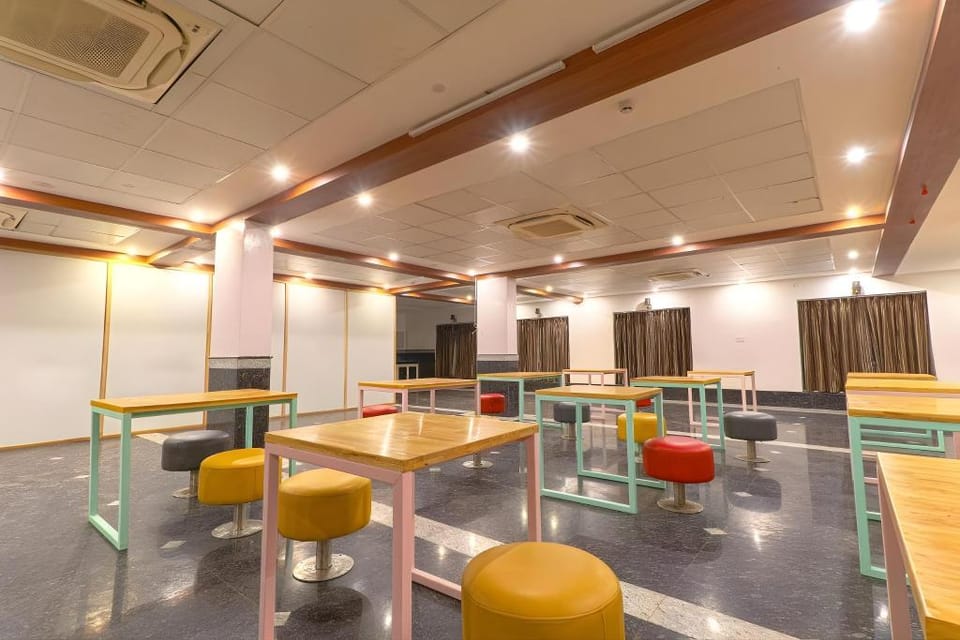 Hotel Lorven Hotel in Tirupati