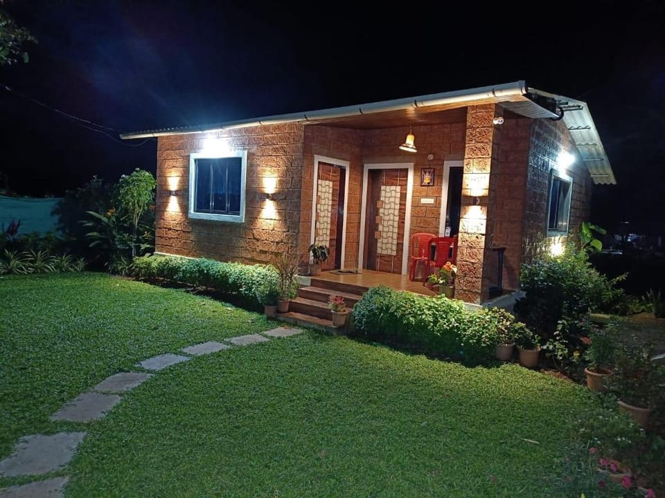 The Royal Ascot holiday home Vacation rental in Alibag