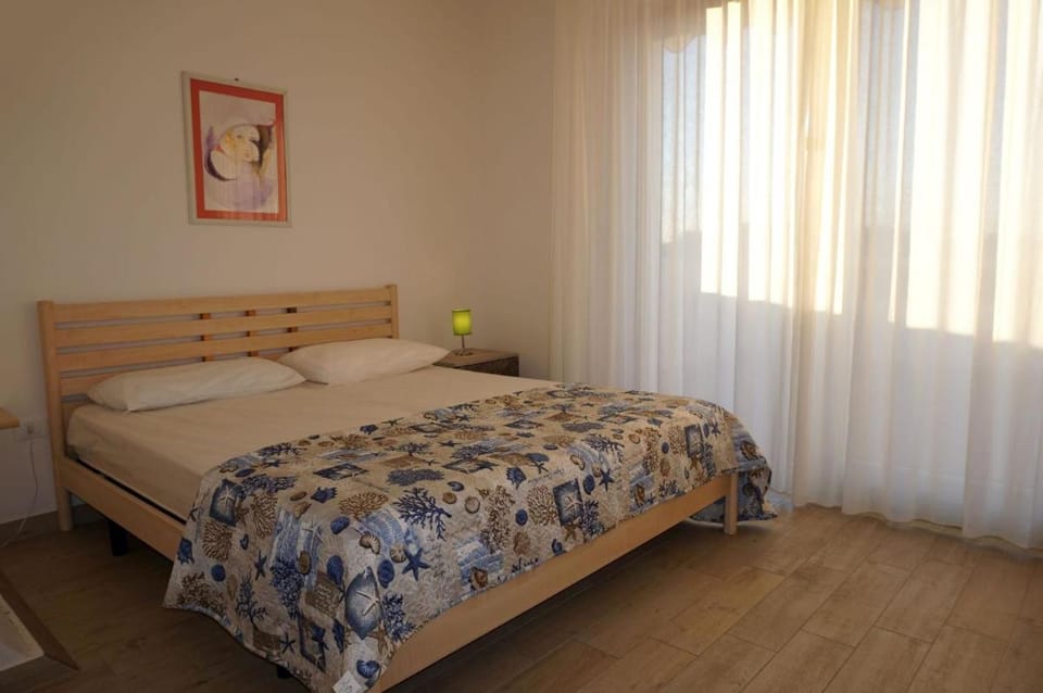 Cozy villa with private garden-Beahost Villa in Porto Santa Margherita