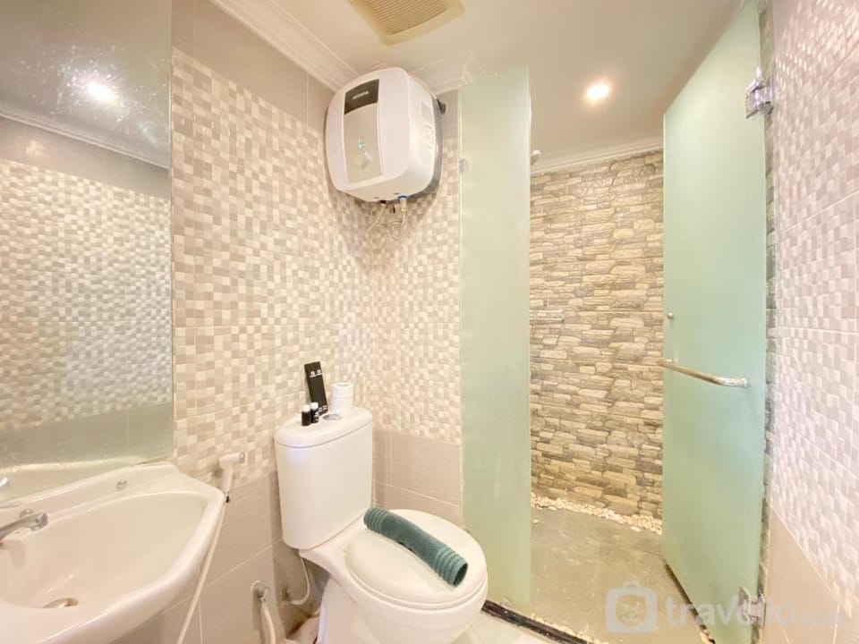 Comfy 3BR at Grand Asia Afrika Bandung By Travelio Apartment in Bandung