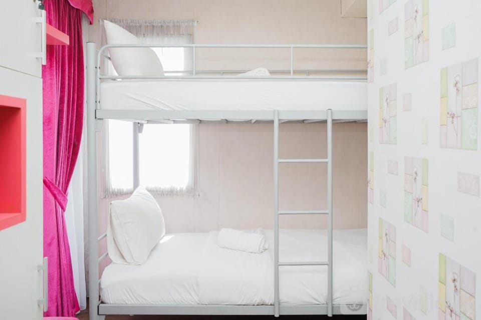 Comfort 2BR at Serpong Greenview By Travelio Apartment in Jakarta