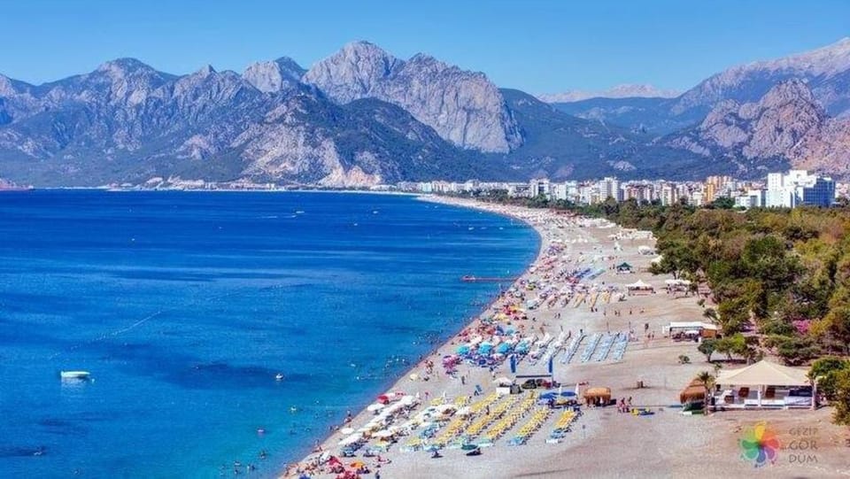 KONYAALTI  beach,Shopping centers and more 2+1 -10 Apartment in Antalya