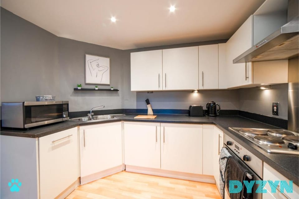 The Granary 2 - Margretian Place - Parking - City Vacation rental in Cardiff