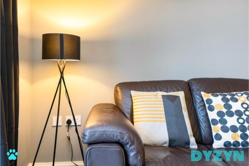 The Granary 2 - Margretian Place - Parking - City Vacation rental in Cardiff