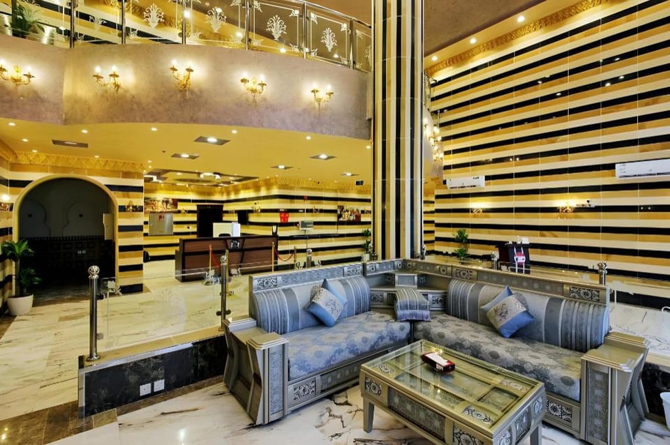 OYO 586 Al Tamayoz Al Raqi Hira Hotel in Jeddah