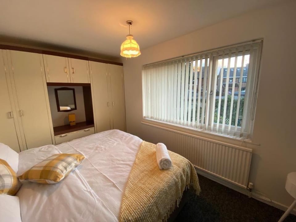 Spacious Luxurious Serviced Accommodation 3 Vacation rental in Doncaster