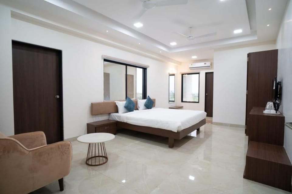 Hotel Silver Oak Hotel in Maharashtra