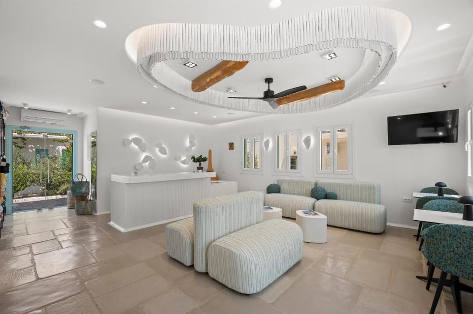 Majo Suites Apartment hotel in Naxos, Naxos and Lesser Cyclades, Greece
