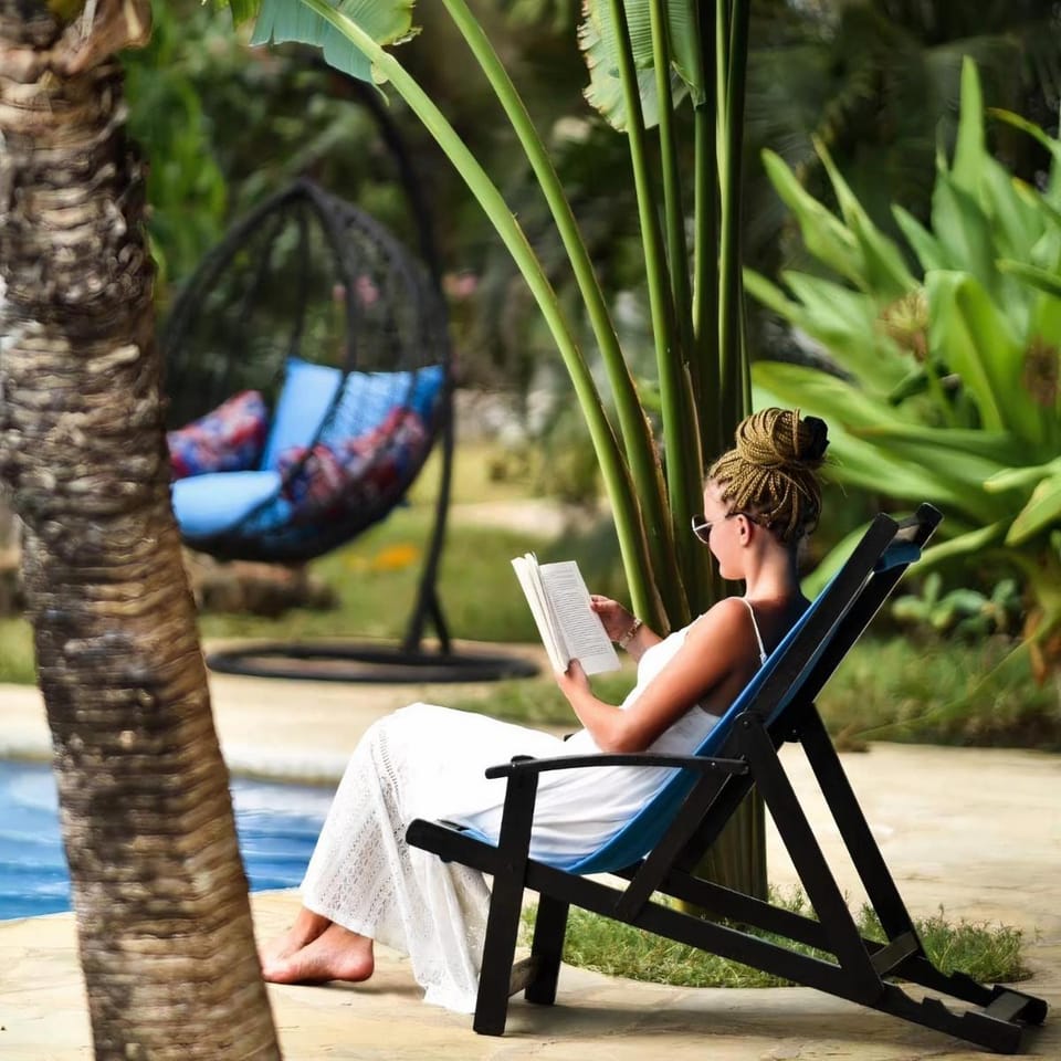 Zarafa House Bed and Breakfast in Diani Beach