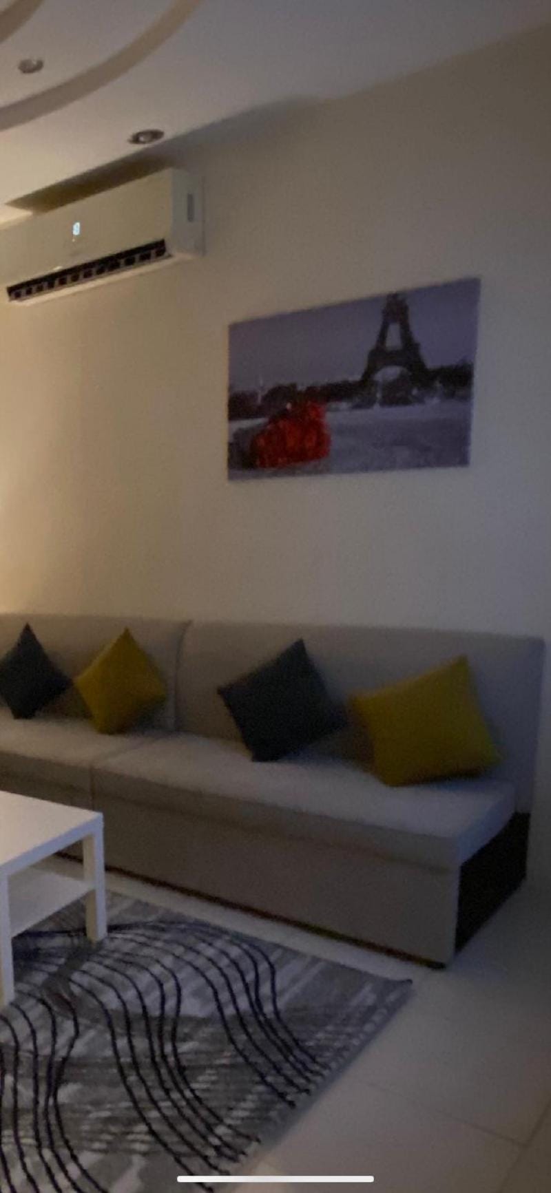 Room مكونه من غرفتين نوم وصالة ومطبخ ودورتين مياه Apartment in Riyadh