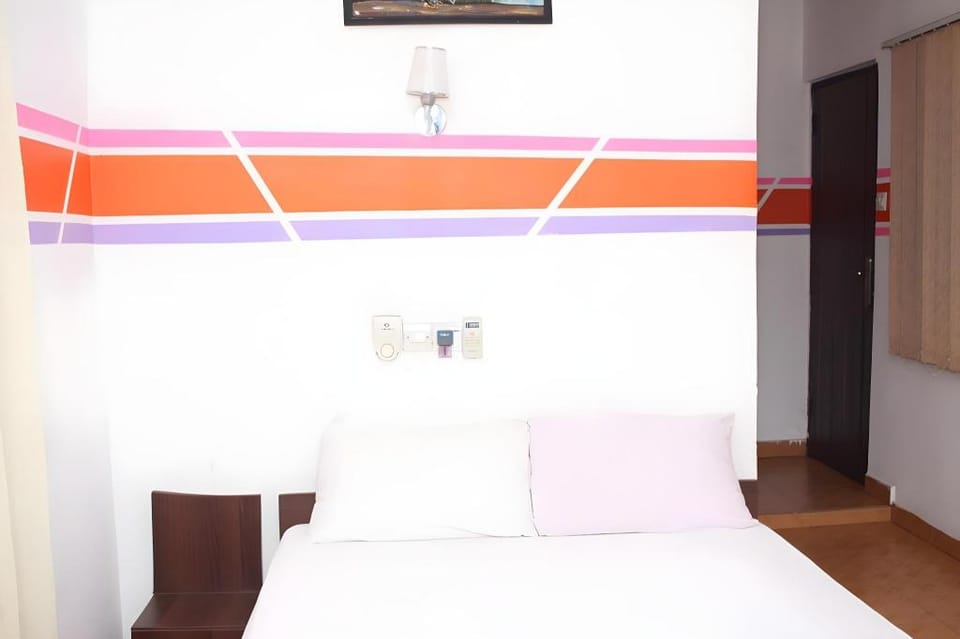 Joh Ann Western Guest House Hotel in Accra