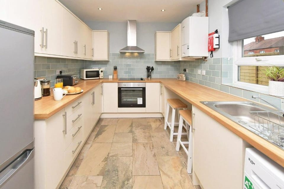 Somerville House | Beautiful Four Bedroom Home Vacation rental in Crewe