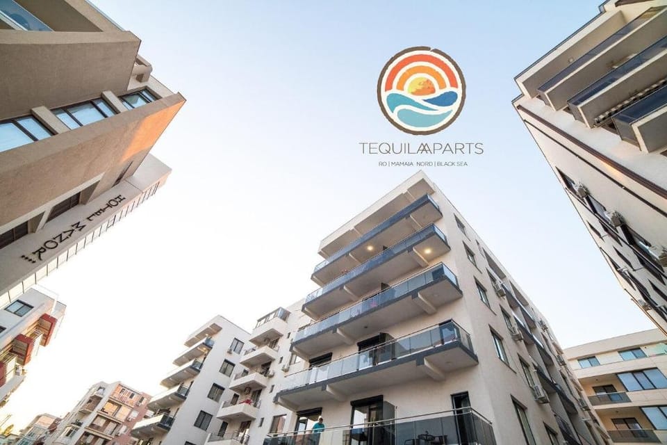 Tequila Aparts | Sunset- apartament cu terasa Vacation rental in Constanța County