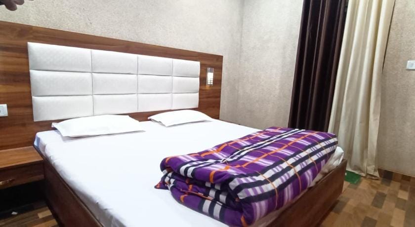 Priya Hotel Faizabad Hotel in Uttar Pradesh
