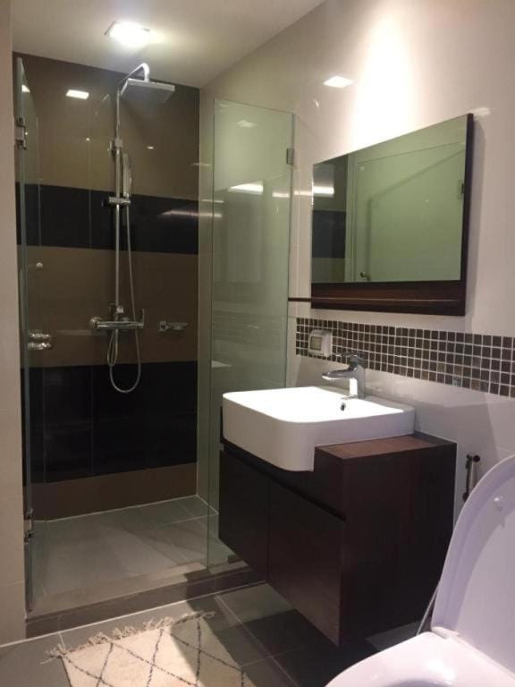 Breezy Condo Sukhumvit 13 Apartment in Bangkok