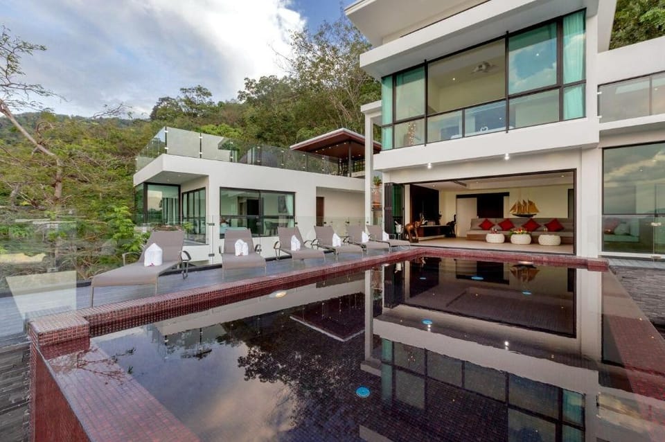 Stunning seaview pool villa near the beach Villa in Choeng Thale