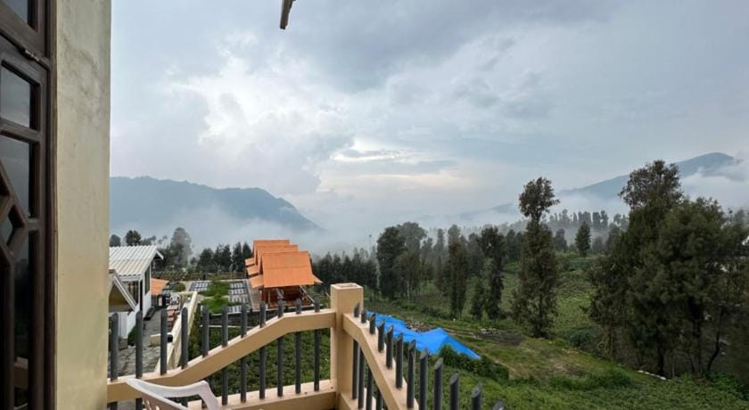 Good Karma Guesthouse Vacation rental in East Java