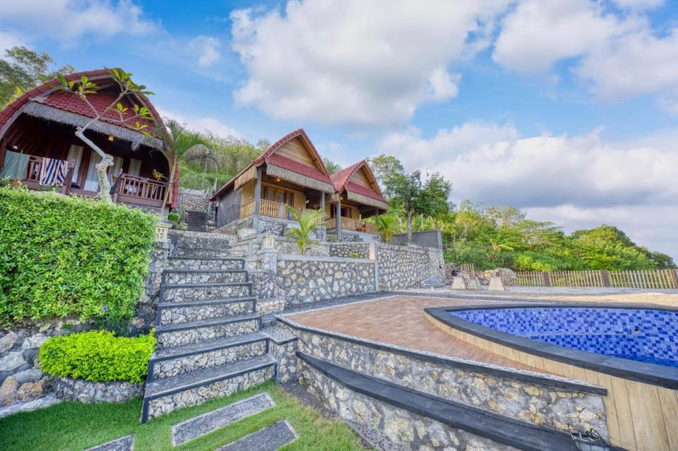 Sebuluh Sunset Hill Hotel in Nusapenida