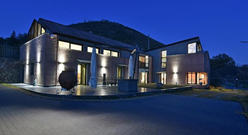 Cirasa Luxury Country House Bed and Breakfast in Sicily
