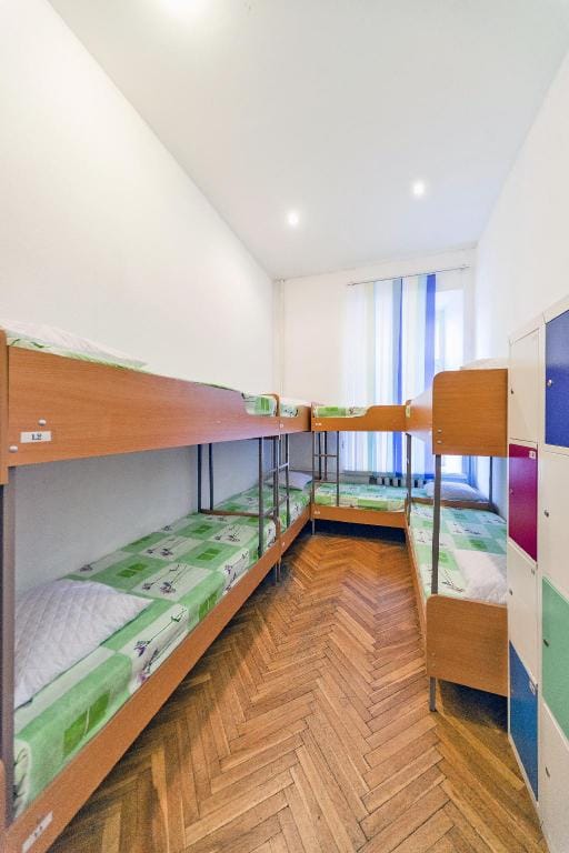 Хостел Muzeyny Apartment in Kiev City - Kyiv