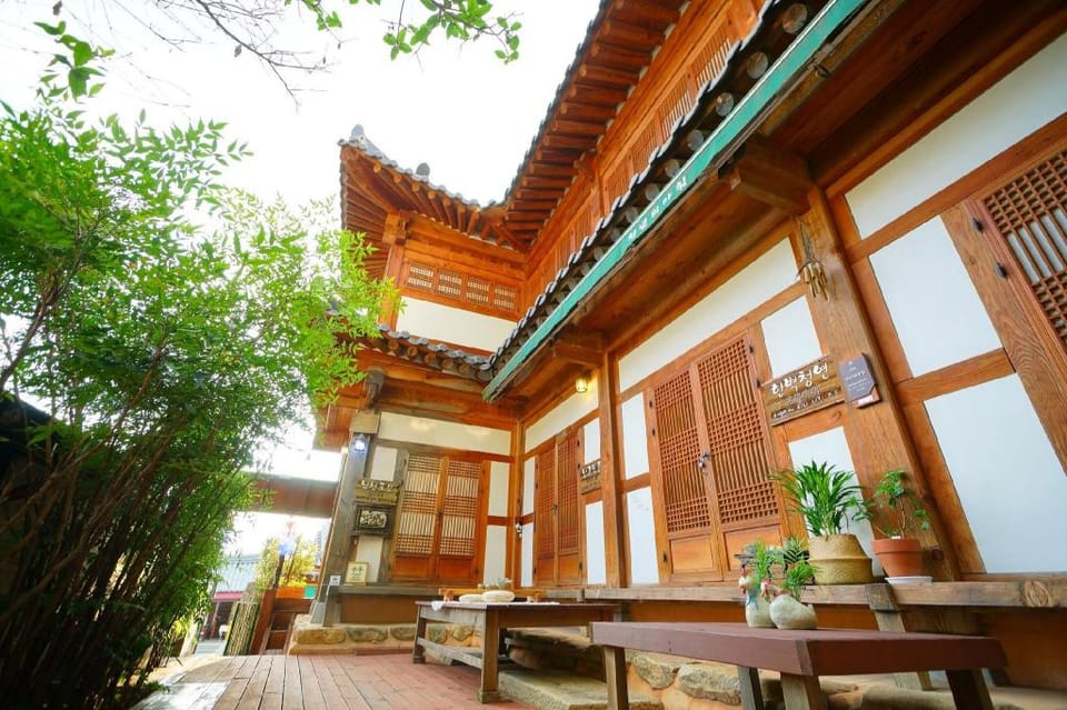 Jeonju Cheonnyeoneui Achim Hanok Pension Bed and Breakfast in South Korea