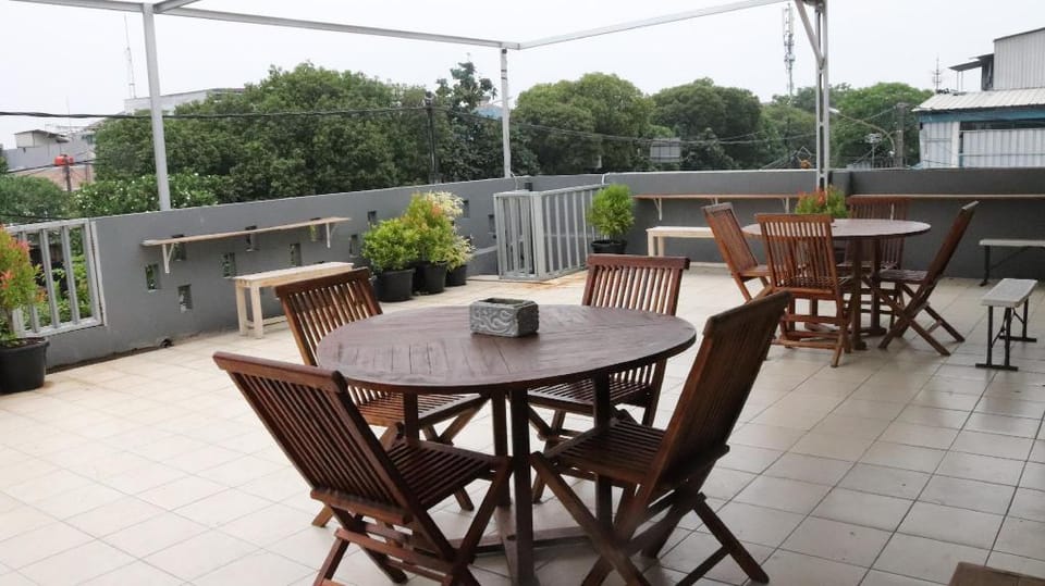 Dinar Family Hotel in Jakarta