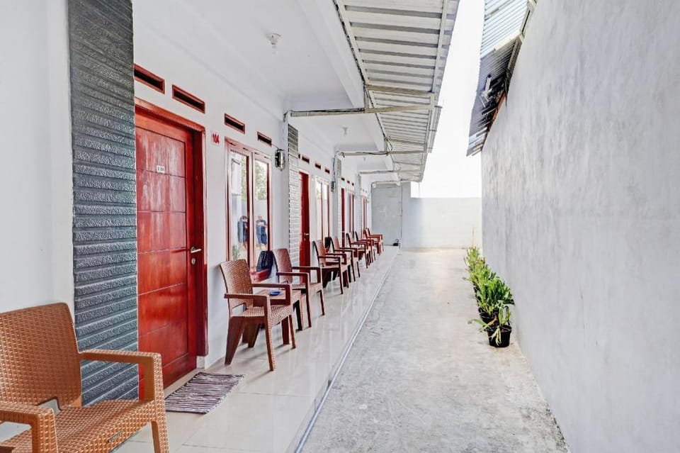 OYO Life 90570 Heboh Guest House Syariah Hotel in West Java