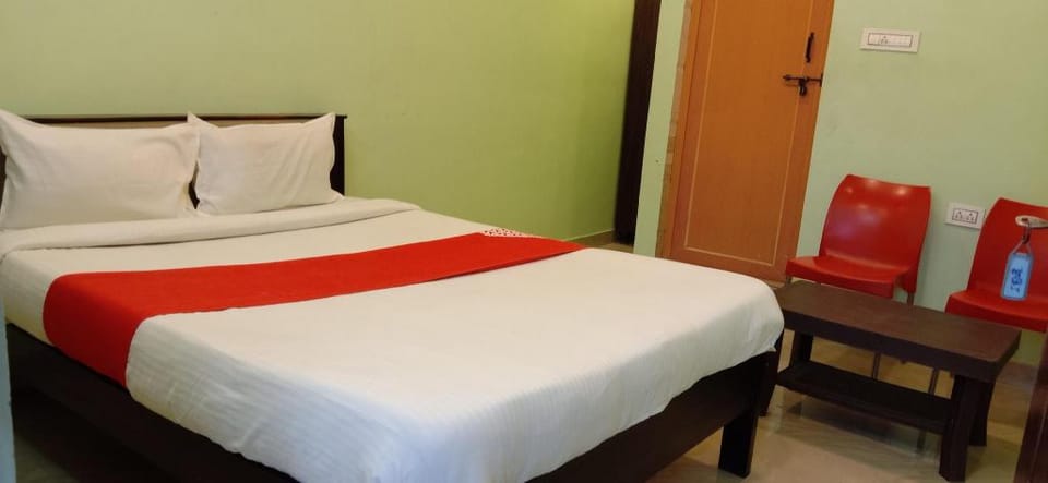 Sri Mahalakshmi Lodge Hotel in Karnataka