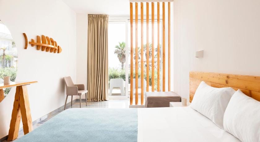 Jonium Hotel - Amazing sea view and swimming pool Hotel in Province of Taranto